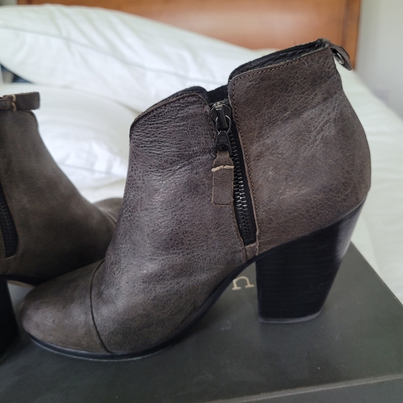 Rag & Bone Margot Boot Stone Color Size 39 - Picture 8 of 15